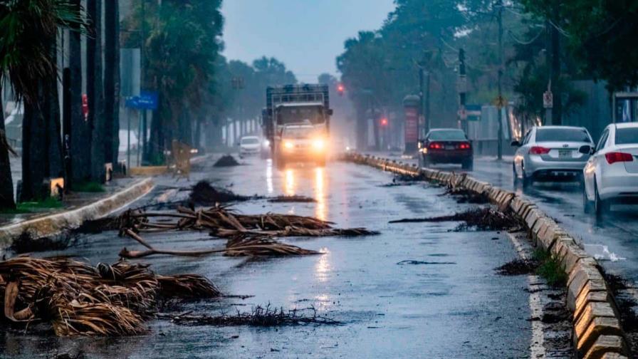 Eventos climáticos extremos, empleo y deuda, parte los riesgos del país