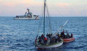 Guardia Costera estadounidense rescata a 176 haitianos en un velero
