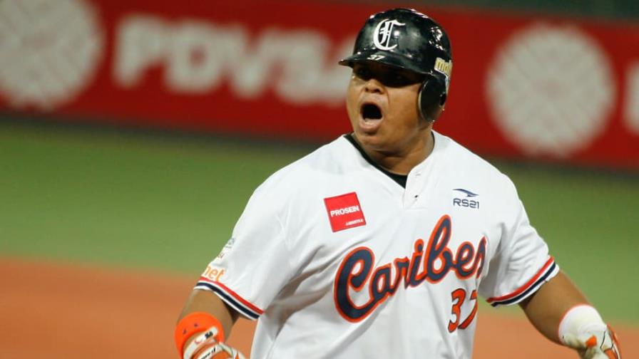 Willians Astudillo fue clave en triunfo de los Caribes en Venzuela