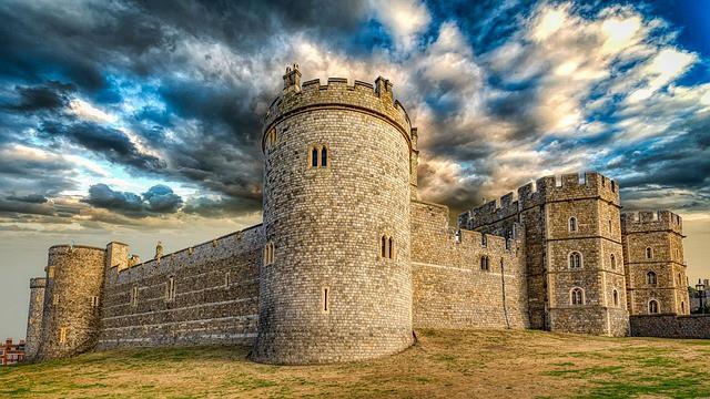 Limitan el espacio aéreo sobre el castillo de Windsor donde reside Isabel II