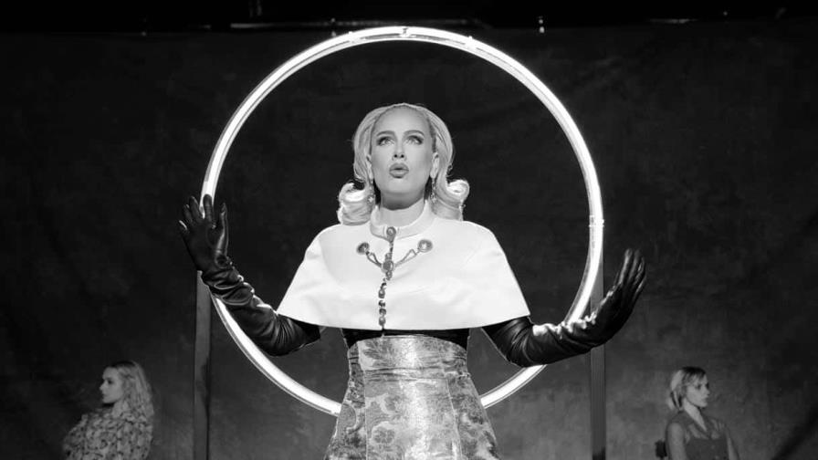 Oh my God, el nuevo videoclip de Adele está disponible en las plataformas digitales Oh my God, el nuevo videoclip de Adele está disponible en las plataformas digitales