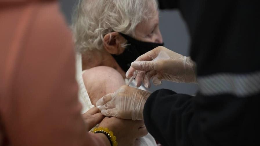 Israel reporta cinco mil vacunados con la cuarta dosis de la vacuna contra el COVID-19