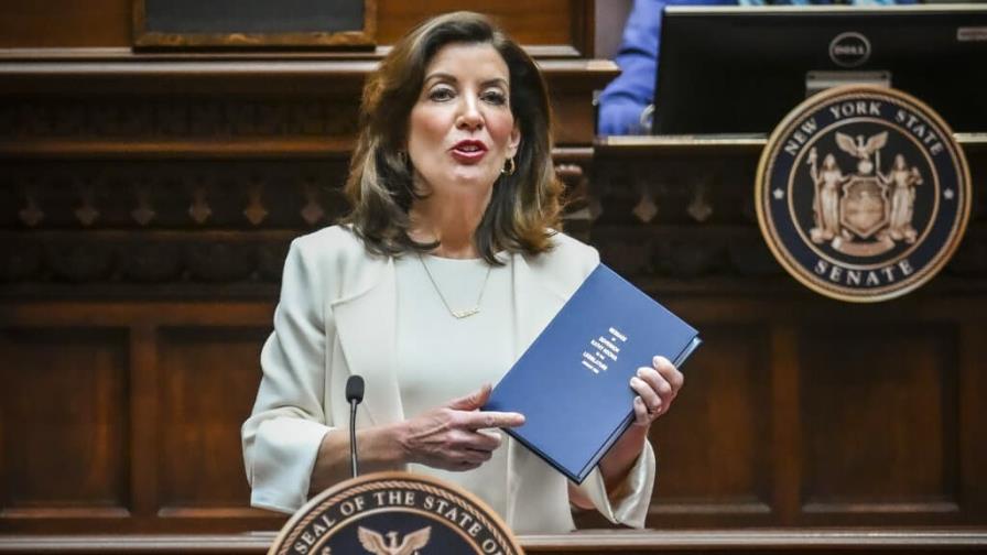 En Nueva York disminuye la tasa de positividad por COVID-19