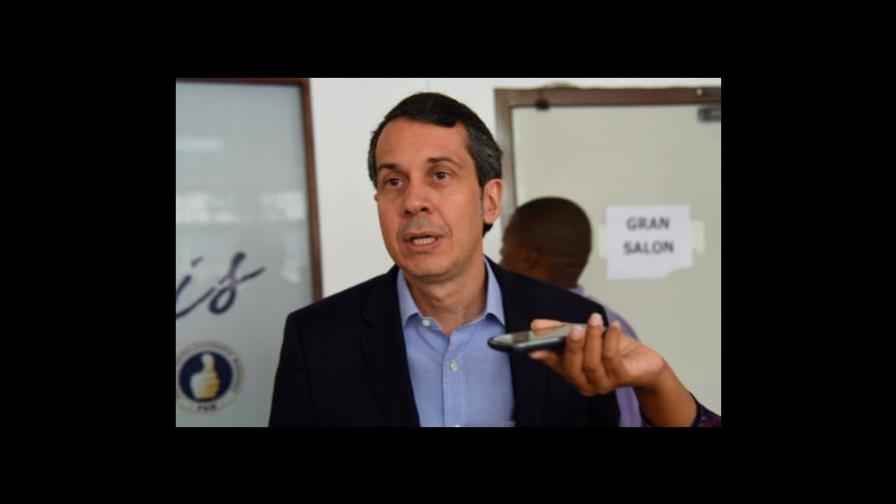 Equipo Medio Ambiente investiga identidad responsables de incendios en Sierra de Bahoruco