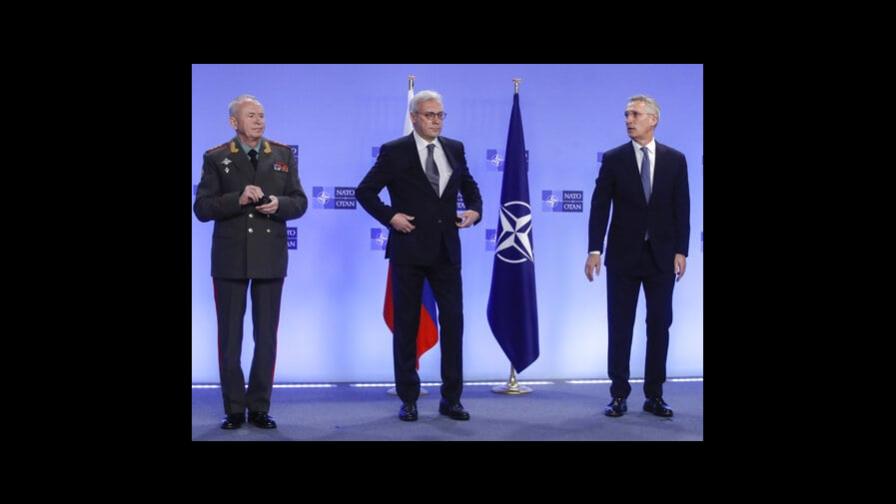 OTAN y Rusia entablan diálogo entre tensiones por Ucrania OTAN y Rusia entablan diálogo entre tensiones por Ucrania