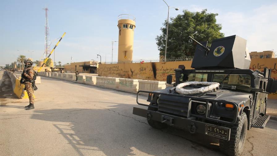 Al menos dos heridos en ataque con cohetes cerca de embajada de EEUU en Irak