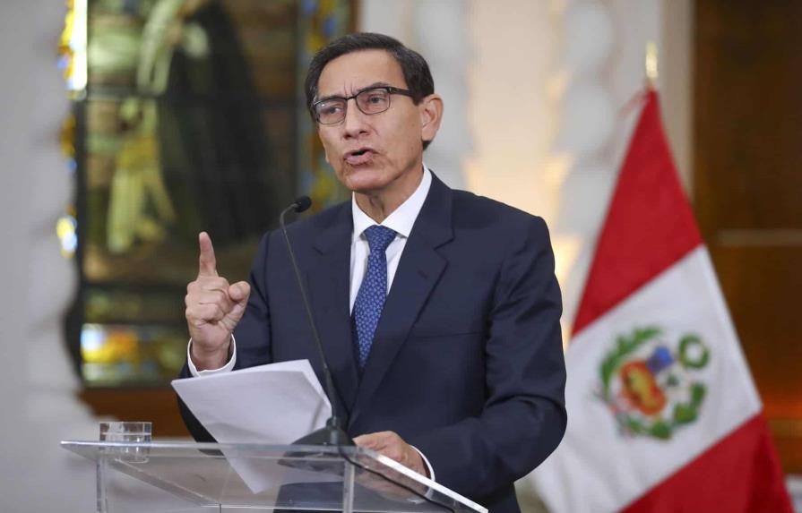 Expresidente peruano infectado se interna en centro para COVID-19