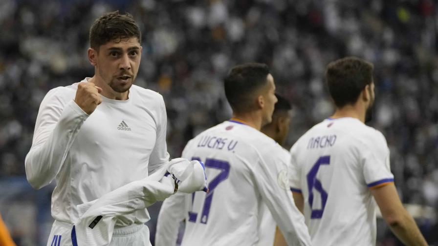 El Real Madrid doma 3-2 al Barcelona y es finalista de la Supercopa