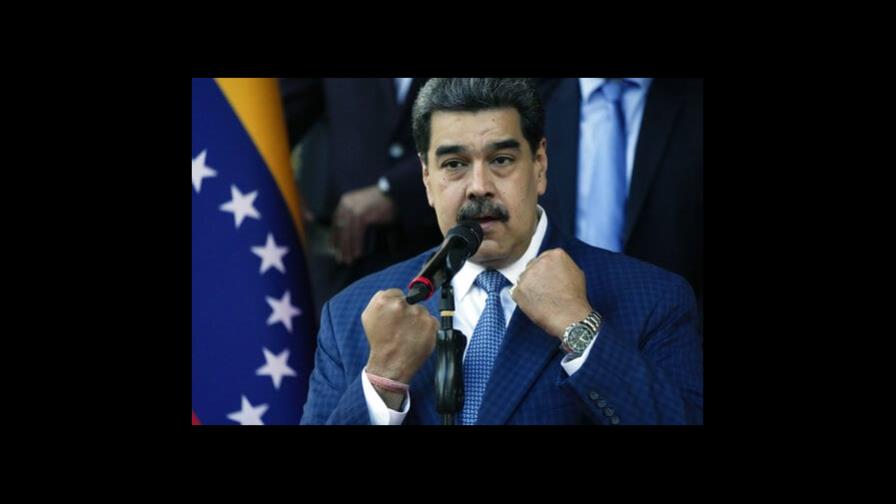 Consejo Electoral aprueba solicitud para iniciar posible revocatorio a Nicolás Maduro