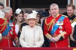 Reina Isabel retira los títulos militares del príncipe Andrés tras escándalo sexual