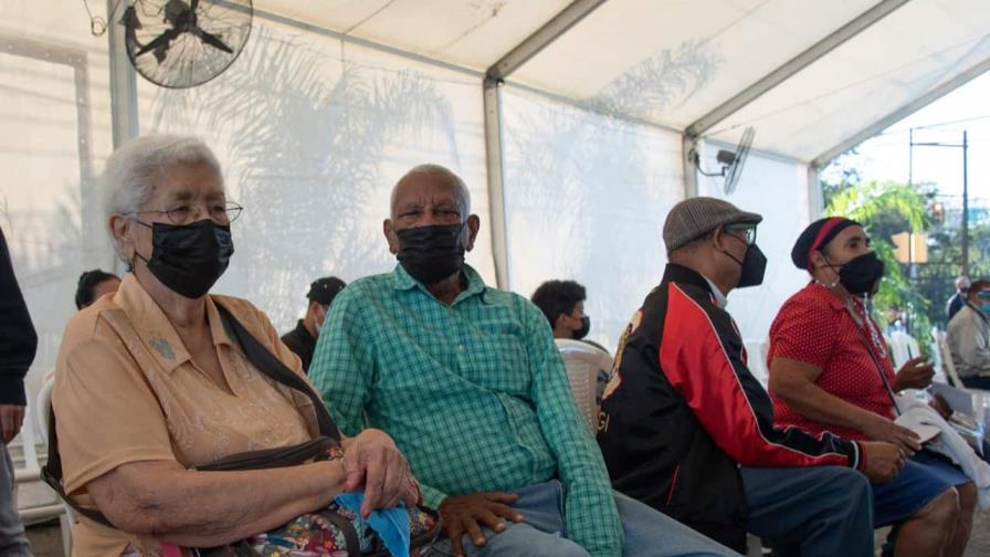 Salud Pública habilitará carpa de vacunación para niños, embarazadas y envejecientes