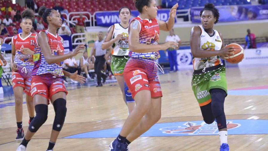 Ligas femeninas muestran su crecimiento en la República Dominicana
