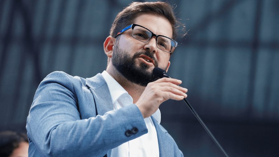 Boric confirma su giro al centro ante el temeroso empresariado chileno Boric confirma su giro al centro ante el temeroso empresariado chileno