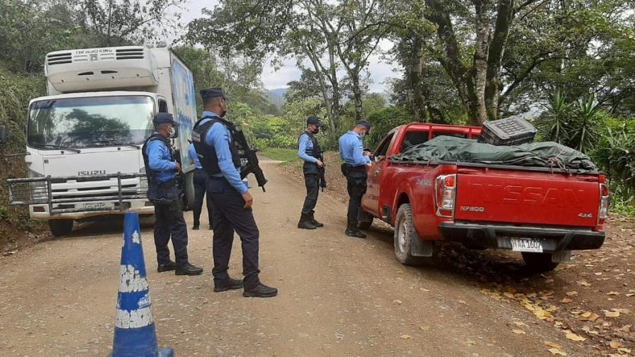 Honduras detiene a 59 migrantes irregulares y cuatro traficantes de personas