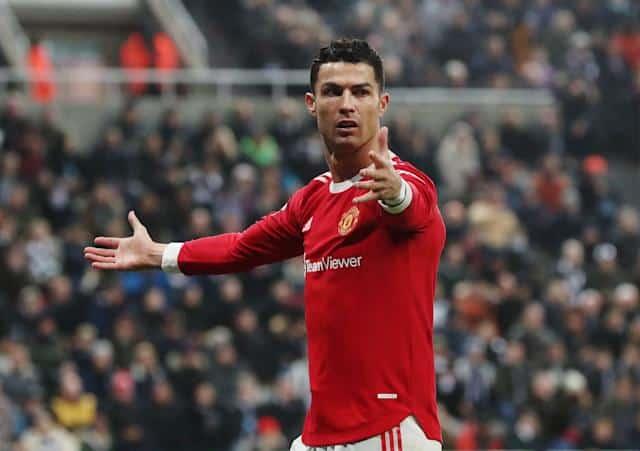 Cristiano Ronaldo dice que el Manchester United debe acabar en el Top 3