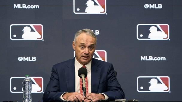 Negociaciones se reanudan en el béisbol de las Grandes Ligas
