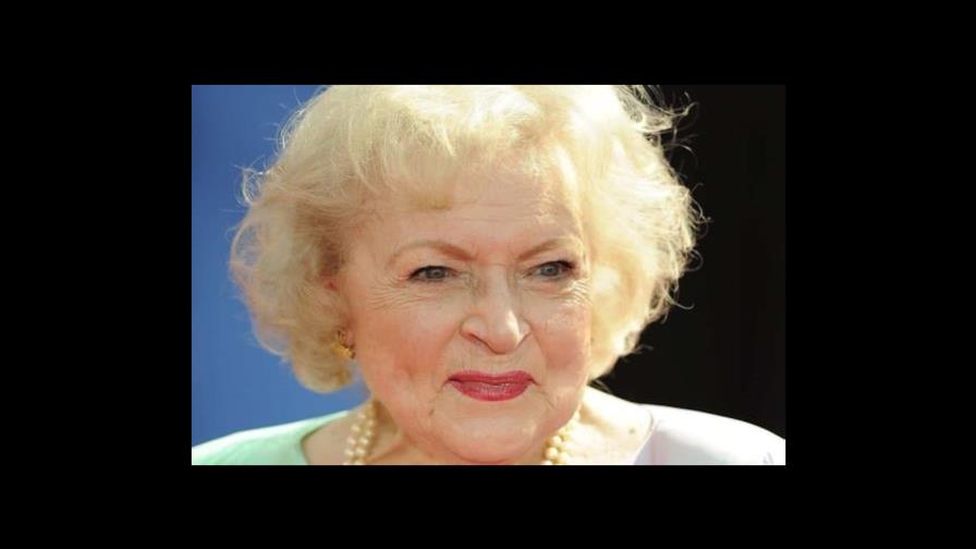 El centenario de Betty White será un día para ayudar a los animales en EE.UU.