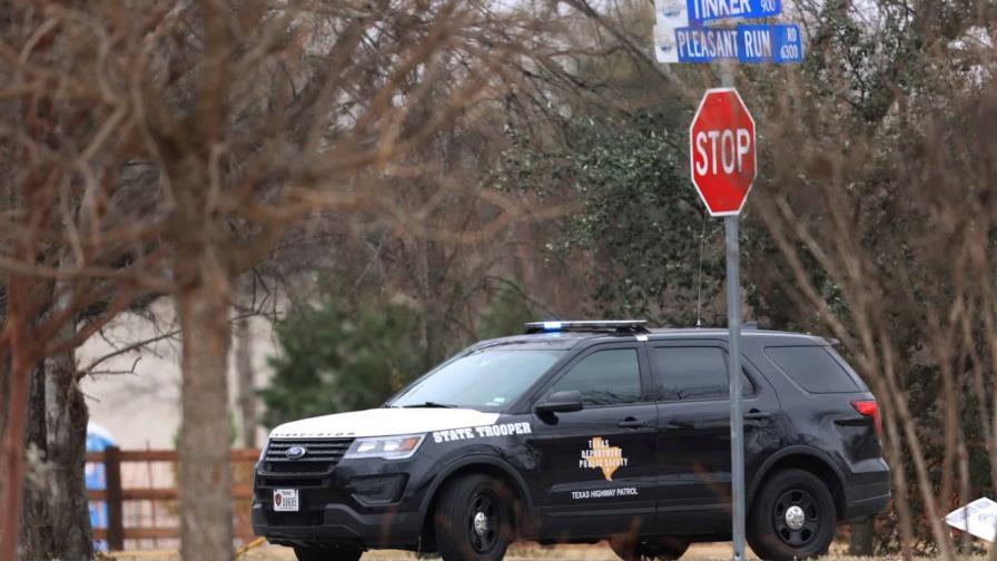 Toma de rehenes en Texas, piden liberación de terrorista femenina