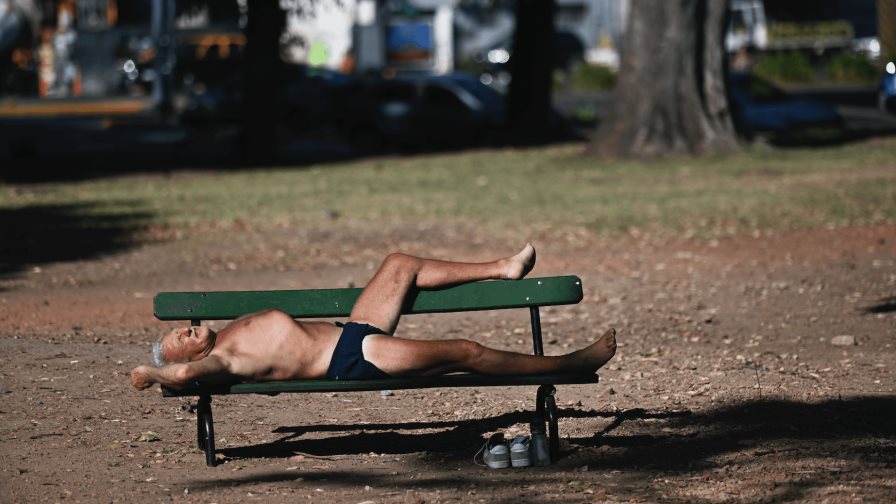 Cortes de luz en Argentina en medio de histórica ola de calor Cortes de luz en Argentina en medio de histórica ola de calor