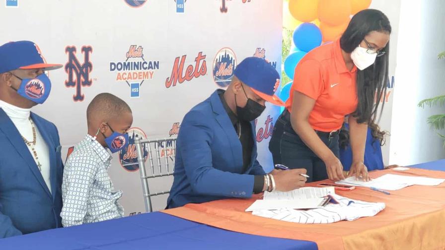 Simón Juan fue la firma más alta de los Mets en dominicana