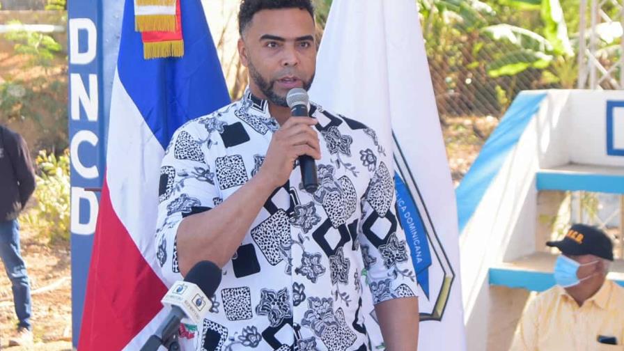 Nelson Cruz entrena todos los días para la próxima temporada de Grandes Ligas