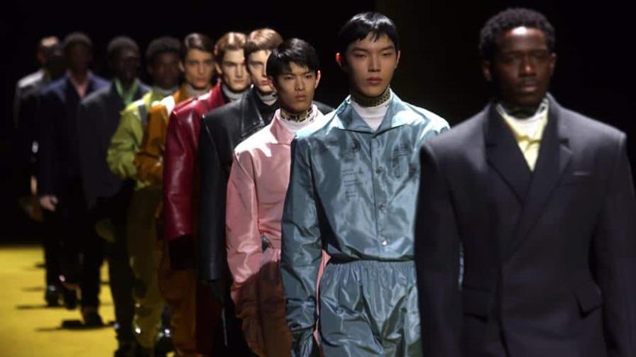 Actores de Hollywood presentan la nueva colección de Prada