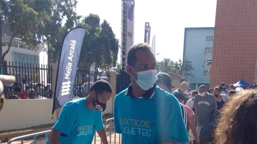 Alcaldía del Distrito Nacional celebra la entrega de Plásticos x Juguetes 2022