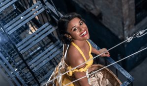 Ariana DeBose se estrena en SNL orgullosa de representar a los latinos