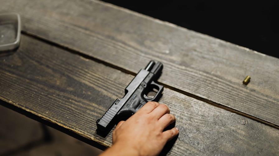Policía de Miami dispara contra adolescente de 15 años tras una persecución Policía de Miami dispara contra adolescente de 15 años tras una persecución