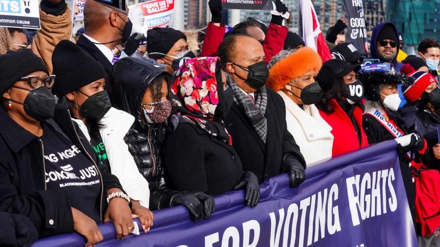 Cientos protestan en Washington por el voto junto a la familia de Luther King