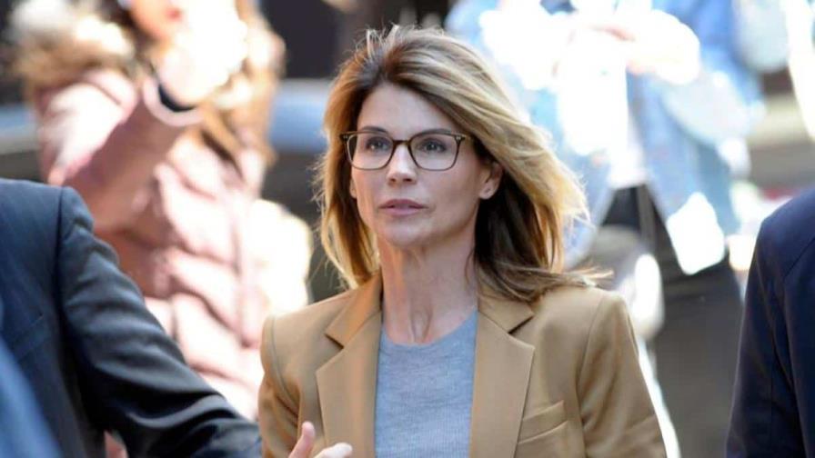 Actriz Lori Loughlin víctima de la delincuencia; le roban más de 1 millón de dólares en joyas