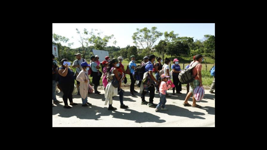 Caravana migrante hacia EEUU se disgrega al ingresar a Guatemala