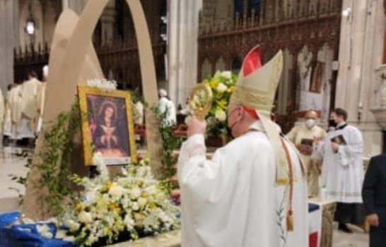 Dominicanos en Nueva York celebran misa por el día de la Virgen de la Altagracia