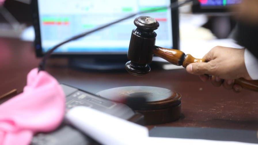 Por ley reducirían requisitos para licitaciones en emergencias