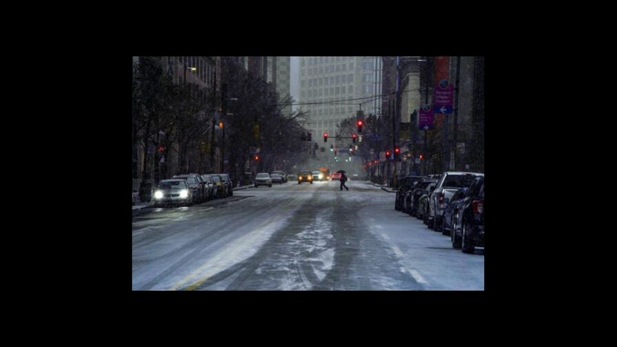 Una peligrosa tormenta invernal golpea el este de Estados Unidos Una peligrosa tormenta invernal golpea el este de Estados Unidos