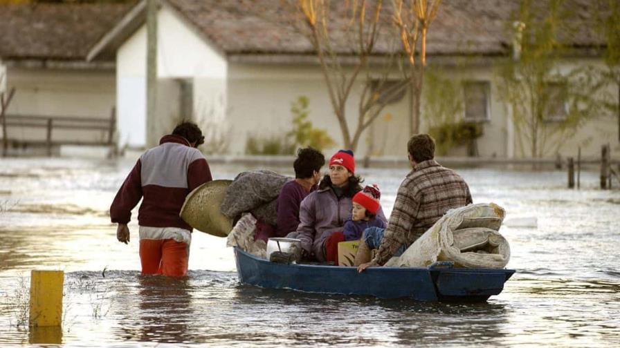 La ola de calor de Uruguay se transforma en tormentas e inundaciones La ola de calor de Uruguay se transforma en tormentas e inundaciones