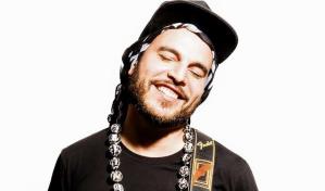 Riccie Oriach inicia el 2022 con gran concierto en Hard Rock Café y anuncia gira internacional