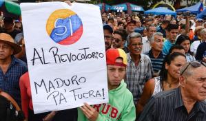 Fracción de la oposición inicia trámites por referendo para revocar a Maduro