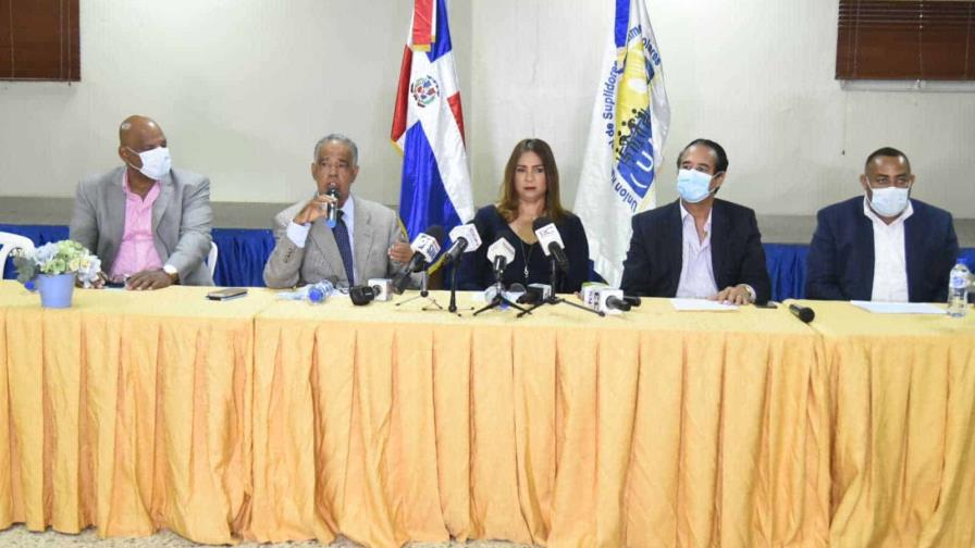 Suplidores advierten al Inabie consecuencias legales si su director no retira acusaciones Suplidores advierten al Inabie consecuencias legales si su director no retira acusaciones