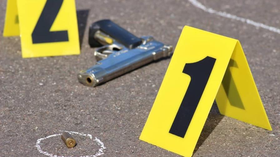 Un hombre desata un tiroteo tras ser echado de un bar por no pagar en EEUU Un hombre desata un tiroteo tras ser echado de un bar por no pagar en EEUU