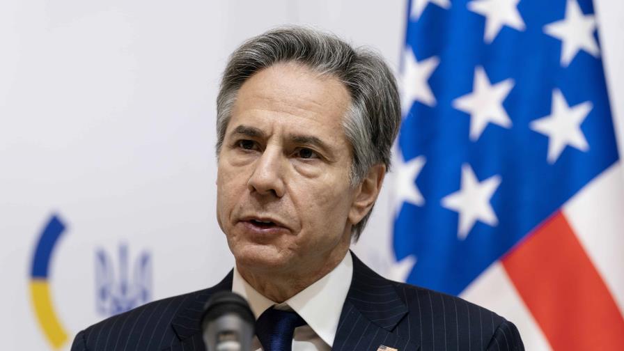 Antony Blinken llama a al presidente Putin a la paz durante su visita a Ucrania