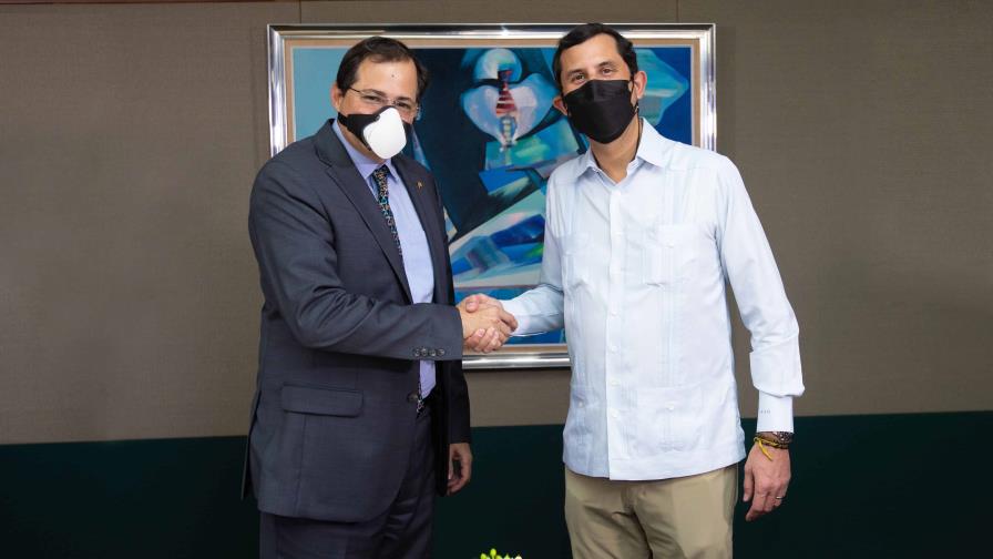 BHD León y Fondo Agua firman acuerdo para la restauración ecológica de la Cuenca del Río Haina BHD León y Fondo Agua firman acuerdo para la restauración ecológica de la Cuenca del Río Haina
