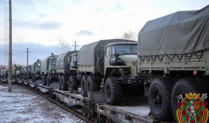 Tropas rusas llegan a Bielorrusia para maniobras criticadas por EEUU