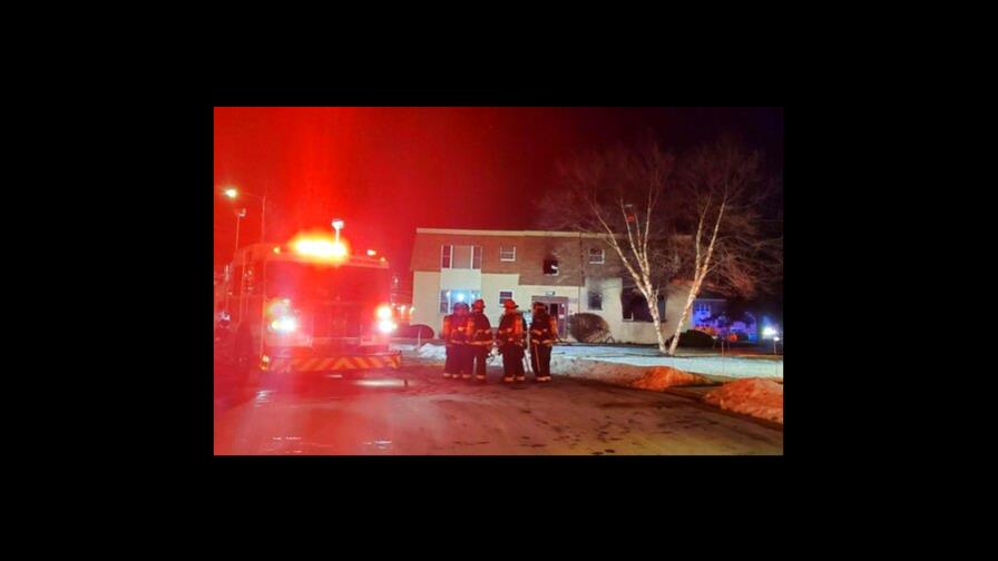 Tres muertos en un incendio en apartamentos en Wisconsin Tres muertos en un incendio en apartamentos en Wisconsin