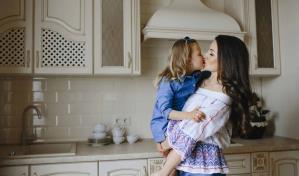 Besar a tus hijos en la boca, ¿sí o no?