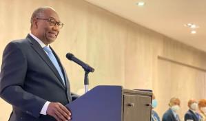 Editrudis Beltrán cree en competitividad docente-administrativa y mejora salarial