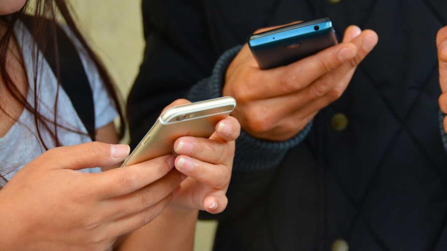 Redes sociales han potenciado relación entre bancos y usuarios, según informe