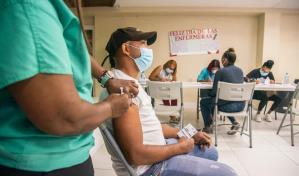 COVID-19: población dominicana se acerca al 70 % de vacunados con segunda dosis