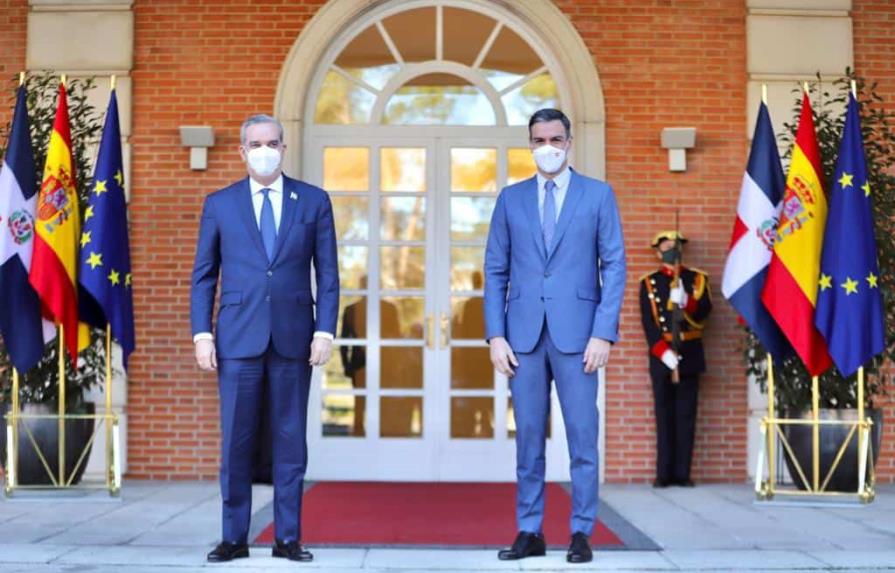Abinader y presidente del gobierno español se reúnen en el Palacio de la Moncloa