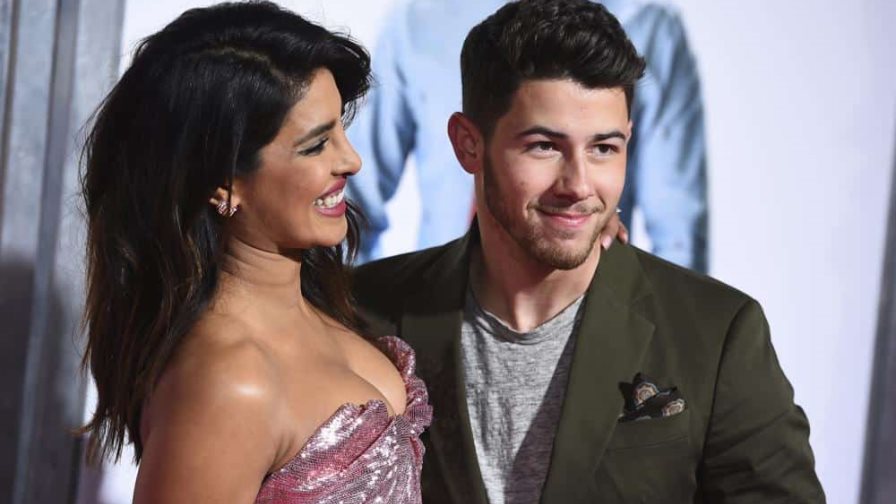 Nick Jonas y Priyanka Chopra tienen un bebé Nick Jonas y Priyanka Chopra tienen un bebé